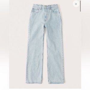 Abercrombie & Fitch The Loose High Rise Curve Love